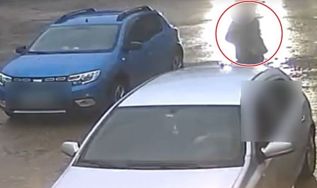 Aracın altında kalmaktan son anda kurtuldu  