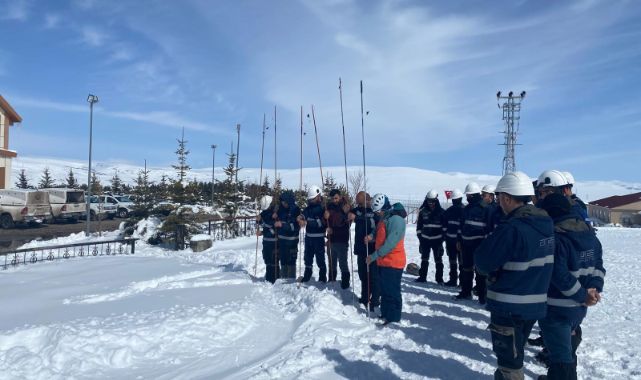 ARAS  Elektrik'ten zorlu doğa koşullarına karşı çığ eğitimi