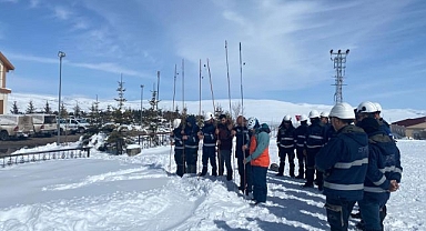 ARAS  Elektrik'ten zorlu doğa koşullarına karşı çığ eğitimi