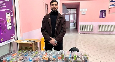 Azeri gençlerden anlamlı vefa