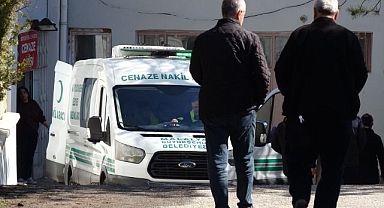 Babasını öldüren cani yakayı ele verdi!