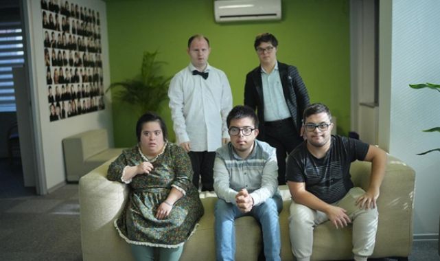 Bakan Bolat’tan anlamlı mesaj: “Hiçbir kardeşimizi geride bırakmayacağız”