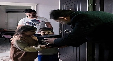 Başkan uçar geleneği bozmadı: personeline iftarlık dağıttı