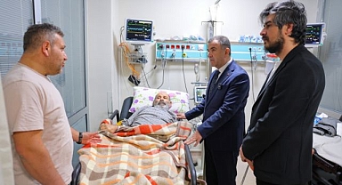 Bayramda hastalara moral ziyareti