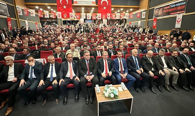 Destici Erzurum'da, Kongrede dikkat çeken mesajlar
