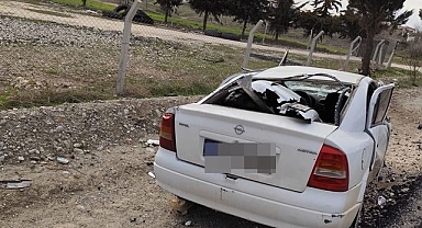 Direksiyon hakimiyetini kaybedince şarampole yuvarlandı