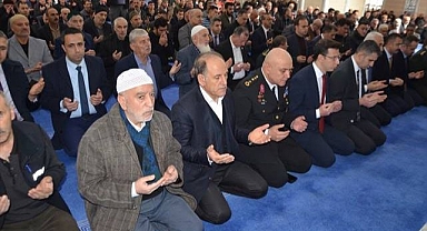 Doğu' da şehitler için programlar düzenlendi 