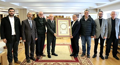 Ebu İshak Vakfı'ndan Başkan Sekmen'e ziyaret