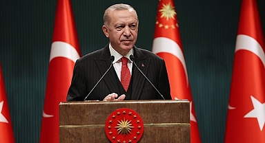 Emeklilere Bayram Müjdesi: Cumhurbaşkanı açıkladı 