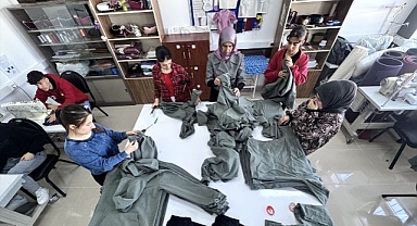 Engelleri aşan dikiş! Okul kıyafetleri dikiyorlar