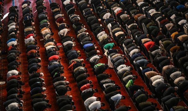 Erzurum'da bayram namazı kaçta kılınacak? İşte il il namaz vakitleri...