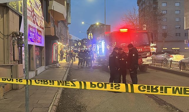 Erzurum'da halı mağazasında yangın çıktı!