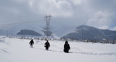 Erzurum'da kar, don ve çığ uyarısı