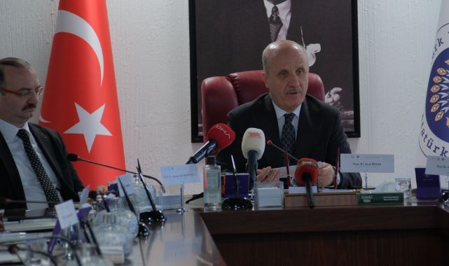 Erzurum'da konuşan YÖK Başkanı Erol Özvar : 