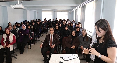 Erzurum’da öğrencilere verem eğitimi verildi