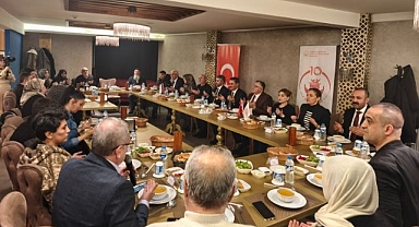 Erzurum'da şehit aileleri vefa sofrasında bir araya geldi   