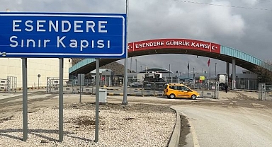 Esendere Sınır Kapısı’nda sessiz bekleyiş sürüyor 