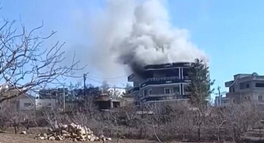 Evde çıkan yangını korkuttu!