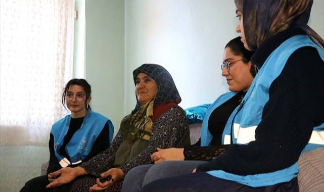 Gençlerden, yaşlılara anlamlı etkinlik 