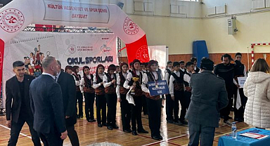 Halk oyunlarında Türkiye finallerine yükseldiler