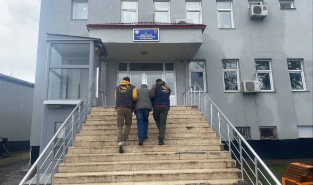 Jandarma ekipleri 4 firariyi yakaladı