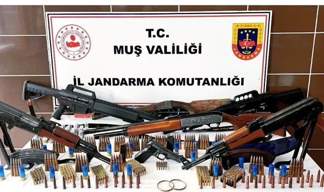 Jandarma kaçakçılara geçit vermedi!