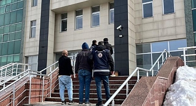 Kaçak göçmen operasyonu: 23 kişi yakalandı, 3 şüpheli tutuklandı