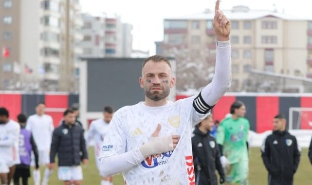 Kaptan Mustafa Yumlu'nun eli kırıldı!