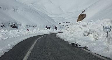 Kar kalınlığı 3 buçuk metreyi geçti 