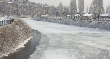 Kar yerini soğuk havaya bıraktı 