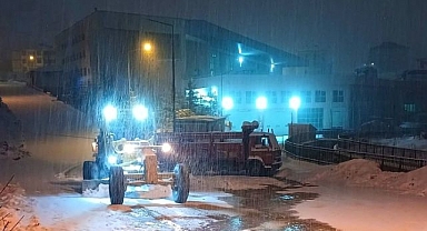 Karla mücadele çalışmaları sürüyor