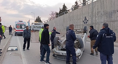 Kontrolden çıkan araç takla attı!