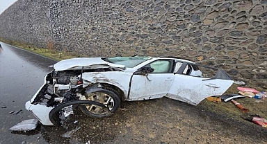 Kontrolden çıktı takla attı!