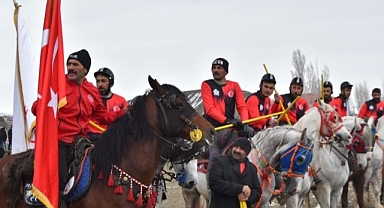 Kurtuluş bayramında cirit coşkusu   