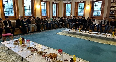 Minikler aynı sofra etrafında buluştu