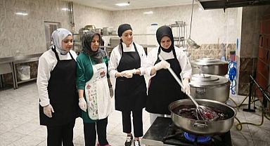 Öğrenciler geleneksel lezzetlerin izinde