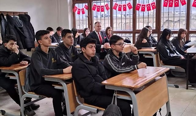 Öğrencilere finansal okuryazarlık eğitimi verildi