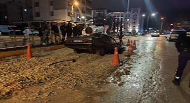 Otomobil çukura düştü: 1 yaralı   