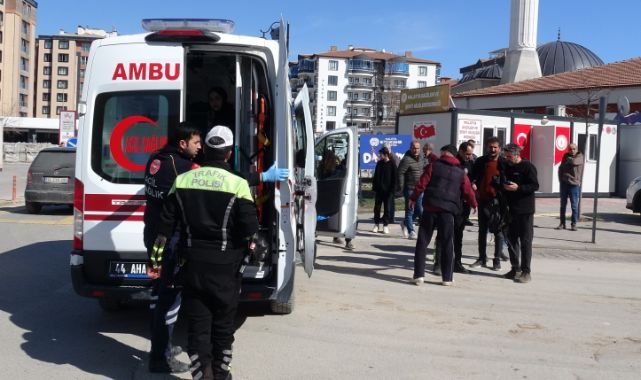 Otomobil ile motosiklet çarpıştı: 1 yaralı