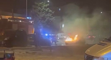 Otomobil alev alev yandı!