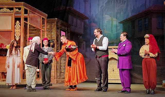 Oyuncuların dünya tiyatro gününü kutladılar