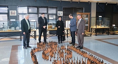 Pandeminin etkilere sanata dönüştü