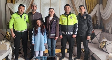 Polislerden şehit ailesine bayram ziyareti