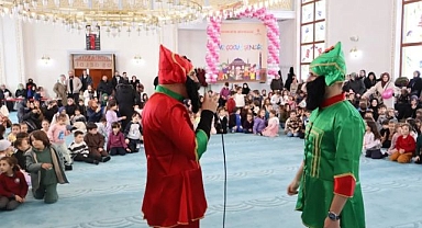 Ramazan ayında cami çocuk buluşması 