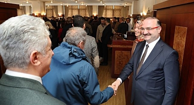 Rektör Hacımüftüoğlu üniversite ailesiyle bayramlaştı