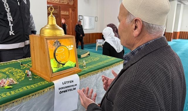 Sakal-ı Şerif'e büyük ilgi   