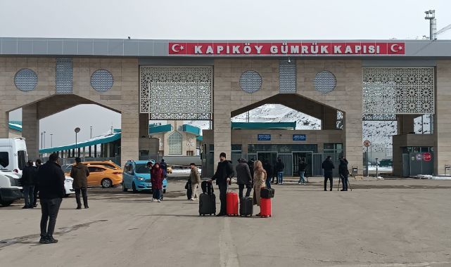 Savaş sonrası İranlılar ülkelerine dönüyor   