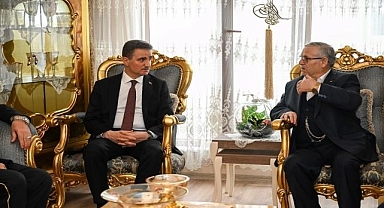 Şehit ailesine bayram ziyareti   