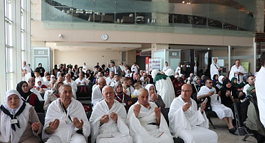 Şevval umresine 206 vatandaş dualarla uğurlandı