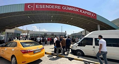 Sınır Kapısı'nda geçişlere kısıtlama getirildi